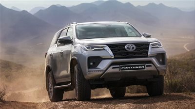 أسعار ومواصفات تويوتا فورتشنر 2023 في مصر.. الوحش الياباني