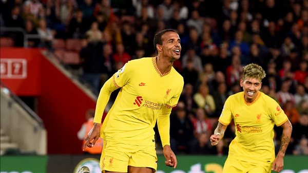 جويل ماتيب لاعب فريق