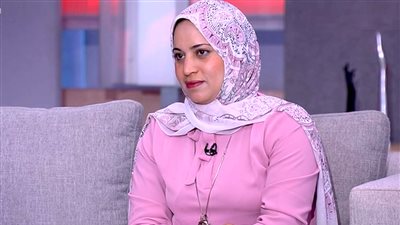 قائدة قطار مترو الأنفاق: مبعرفش أسوق عربية