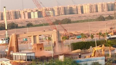 فيديو القاهرة 24 يرصد كسر ماسورة غاز بـ كمبوند دار مصر بأكتوبر 