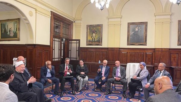 مفتي الجمهورية مع