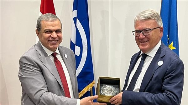 سعفان مع مفوض الاتحاد