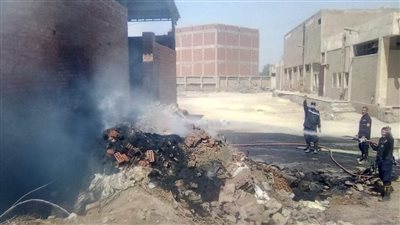 الحماية المدنية تسيطر على حريق مصنع الكبريت بالمنوفية