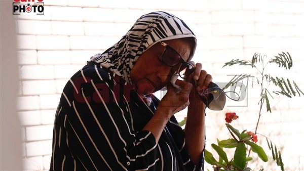 شقيقة الفنان سمير