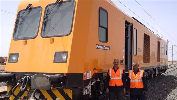 ماكينة فحص السكة