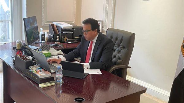 الدكتور خالد عبد