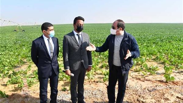 الرئيس السيسي أثناء