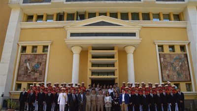 إدارة الموسيقات العسكرية تحتفل بتخريج دفعة جديدة من الموسيقيين من أكاديمية الفنون