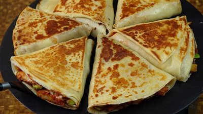 طريقة عمل كريب شاورما فراخ بالتفصيل في 3 خطوات فقط