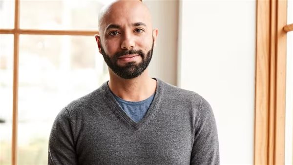 الطبيب القطري مثلي