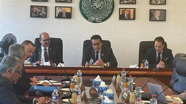 الدكتور خالد عبد