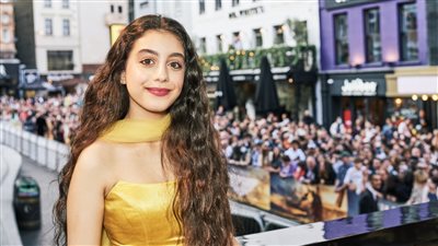 ياسمينا العبد تلفت الأنظار بحضورها العرض الخاص لفيلم top gun في لندن 