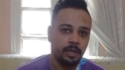 أحد ضحايا حادث الفنان مصطفى هريدي: كان سايق بسرعة جنونية.. وصاحبي محجوز في الرعاية | بث مباشر