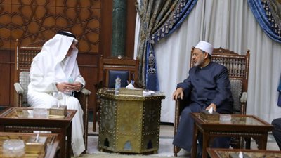 شيخ الأزهر يؤكد تقديره لجهود الملك سلمان في خدمة حجاج بيت الله الحرام