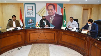 محافظ الفيوم يشدد على سرعة الانتهاء من جميع مشروعات الرصف بحد أقصى 10 يونيو المقبل