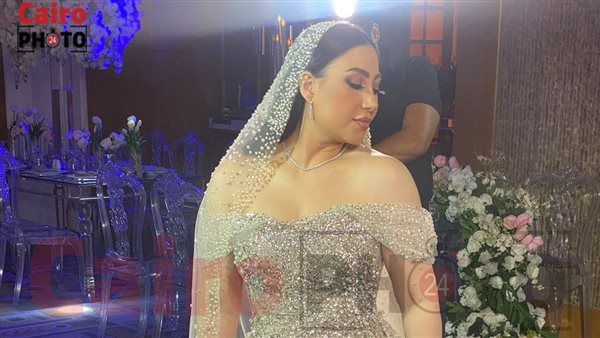 المطربة بوسي 