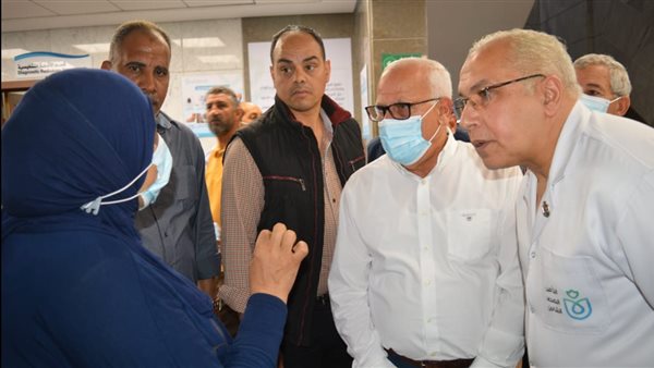 محافظ بورسعيد يلتقي