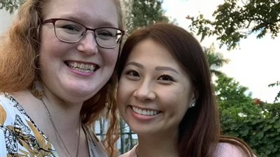 دخلت بلغة وخرجت بغيرها.. طبيبة تتعرض لآثار جانبية نادرة بعد إجراء عملية اللوز