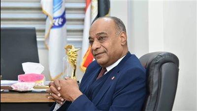 100% نسبة تمكن طلاب الصف الثاني الثانوي العام ببورسعيد من الدخول على منصة الامتحانات