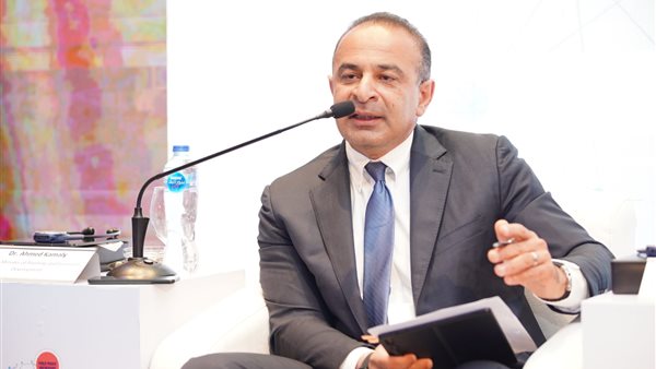 الدكتور أحمد كمالي