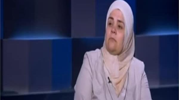  الدكتورة يمنى أبو