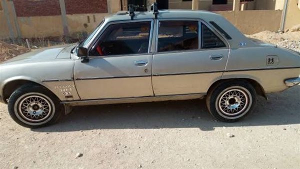 سيارة ملاكي بيجو