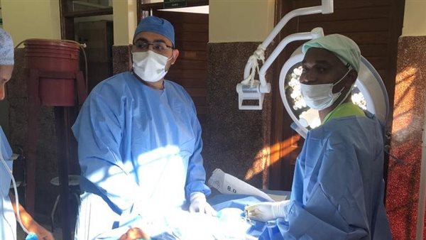 قافلة طبية لجامعة