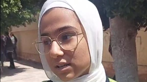 طالبات الشهادة الإعدادية