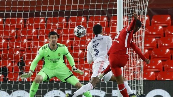 تيبو كورتوا أمام