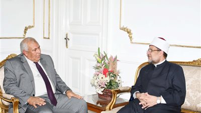 وزير الأوقاف: افتتاح فعاليات اللقاء المفتوح بين المثقفين وكبار العلماء بالوادي الجديد 15 يونيو