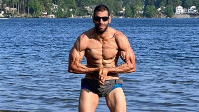 شاب مصري يتحدى السمنة ويتحول لبطل كمال أجسام: هرفع علم بلدي في أكبر مسابقة عالمية بأمريكا | صور 