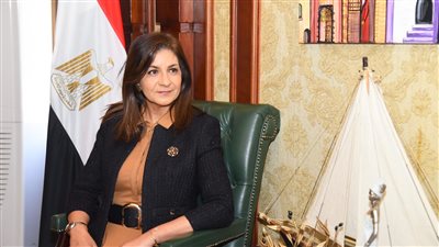 كان شرفًا عظيمًا خدمة بلدي 7 سنوات.. أول تعليق من نبيلة مكرم بعد عدم التجديد لها