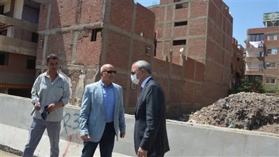 محافظ القليوبية يتفقد إزالة المباني المتعارضة مع توسعة الطريق الدائري