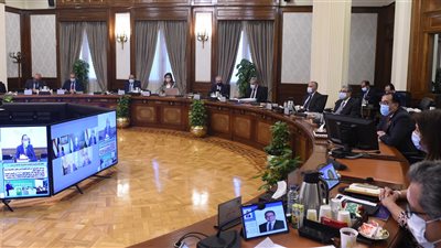 قرار حكومي بشأن تعويضات عقود المقاولات والتوريدات والخدمات العامة