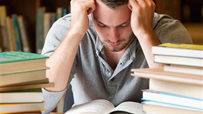 مع اقترب امتحانات الثانوية العامة.. 8 طرق للتخلص من التوتر والضغط النفسي للطلاب