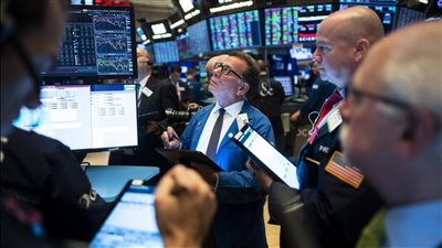 بلومبرج: صناديق التحوط العالمية ستسدد 20 مليار دولار للمستثمرين حتى نهاية 2022