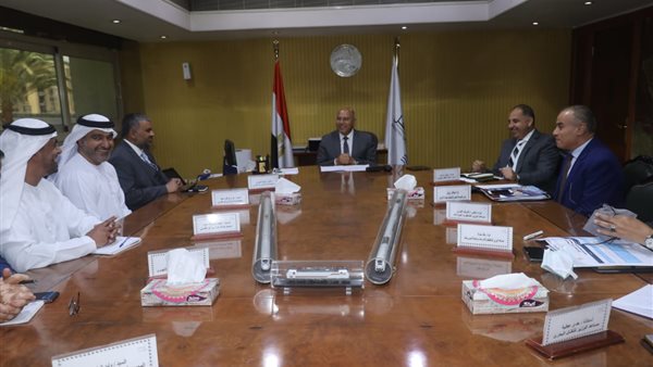 وفد مجموعة موانئ