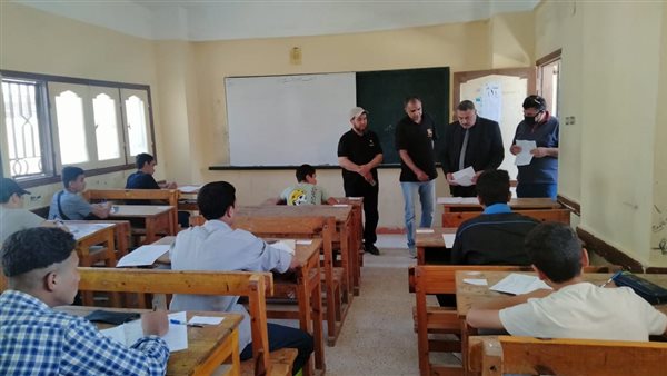 لجان الامتحانات