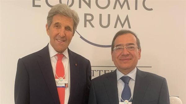 وزير البترول وجون