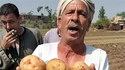 الخير كتير يابا عبد الفتاح.. الحاج رمزي أشهر مزارع بطاطس للرئيس السيسي: نفسي أسلم عليك وأحج | بث مباشر 