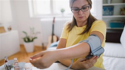 علاج الضغط العالي في المنزل.. أسرع طريقة لخفض ضغط الدم المرتفع