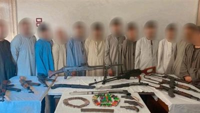 ضبط 13 متهما لحيازتهم أسلحة نارية ومخدرات بأسيوط
