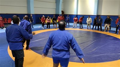 بمشاركة 12 دولة.. القاهرة تستضيف دورة الاتحاد الدولي للسامبو للمدربين والحكام 