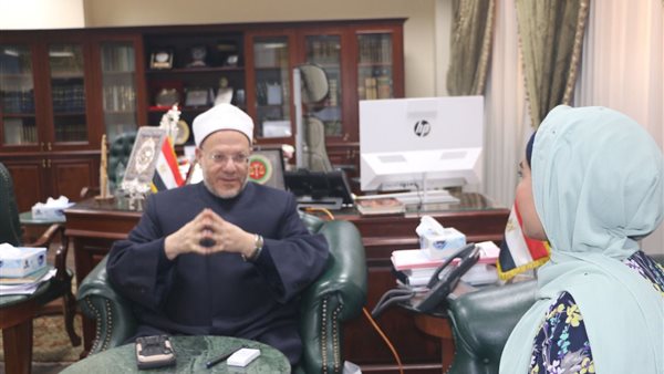 مفتي الجمهورية مع