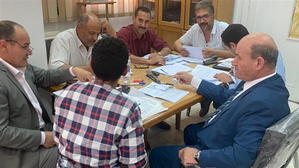 القضاة يبحثون الطعون