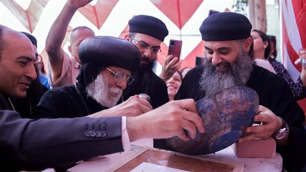 وضع حجر أساس كنيسة