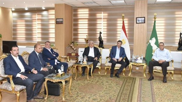 لقاء محافظ الشرقية