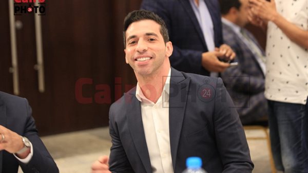 أحمد الأحمر