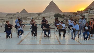 في الهضبة.. أول تعليق من الآثار بشأن عزف أوركسترا إسرائيلية بالقرب من أهرامات الجيزة