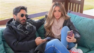 هنا الزاهد وتامر حسني يحتفلان بانتهاء تصوير فيلم بحبك | فيديو